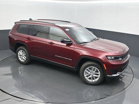 New 2026 Jeep Grand Cherokee L Laredo AWD/4WD image 39