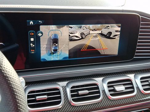 New 2026 Mercedes-Benz GLE 53 AMG 4MATIC Coupe image 13