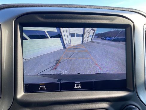 Certified 2021 Chevrolet Silverado 1500 LT Trail Boss w/ Convenience Package II image 41