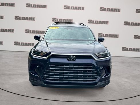 Used 2024 Toyota Grand Highlander AWD image 8