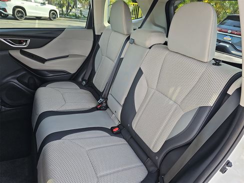 Used 2023 Subaru Forester Premium image 14