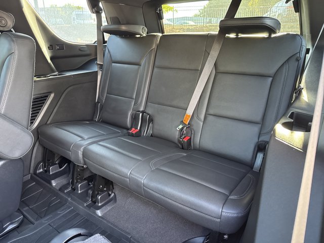 Used 2022 Chevrolet Tahoe Z71 w/ Luxury Package AWD/4WD image 21