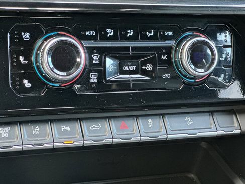 Certified 2024 GMC Sierra 2500 AT4 w/ AT4 Premium Plus Package image 21