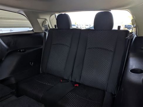 Used 2016 Dodge Journey SE w/ Flexible Seating Group image 14