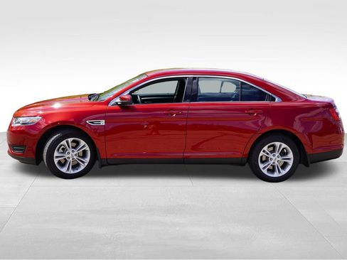 Used 2019 Ford Taurus SEL FWD image 9