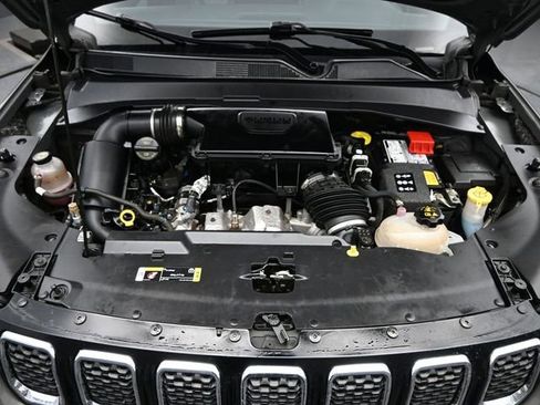 Used 2024 Jeep Compass Limited image 41