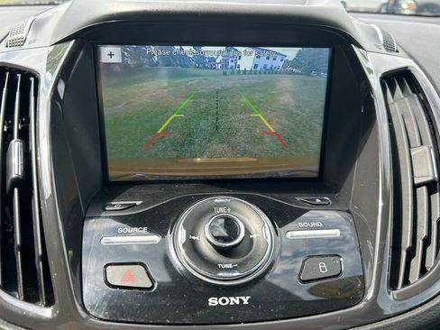 Used 2016 Ford Escape Titanium w/ Equipment Group 301A AWD/4WD image 28