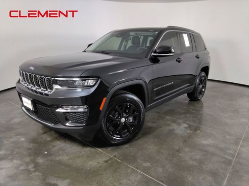 Used 2023 Jeep Grand Cherokee Limited RWD image 3