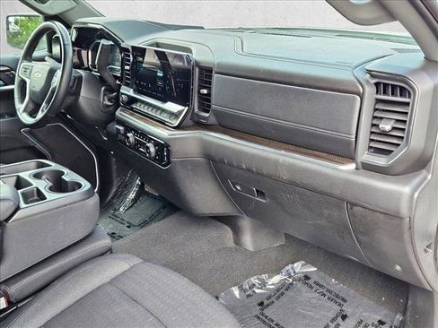 Used 2025 Chevrolet Silverado 1500 LT AWD/4WD image 20