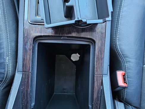 Used 2017 Chevrolet Traverse Premier image 17