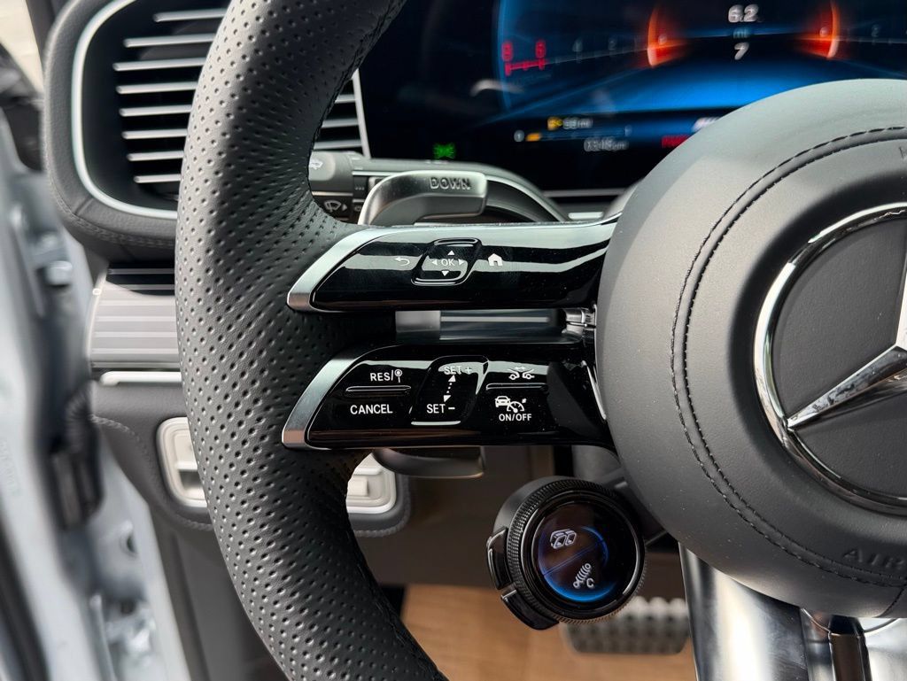 New 2026 Mercedes-Benz GLE 53 AMG 4MATIC image 23