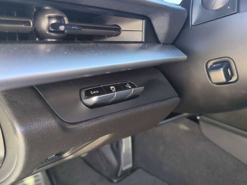 Used 2026 Chevrolet Corvette Stingray Coupe w/ 1LT image 32