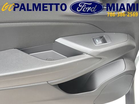 Used 2024 Chevrolet Trax LT w/ Driver Confidence Package FWD image 12