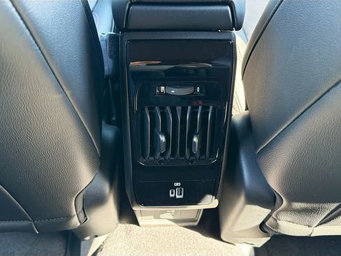 New 2026 Jeep Compass Trailhawk w/ Sun, Sound & Navigation Group AWD/4WD image 28