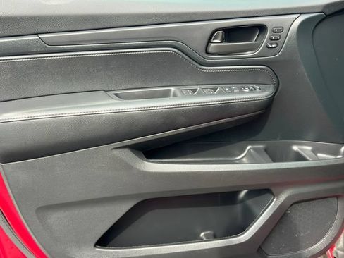 Used 2023 Honda Odyssey Sport image 17