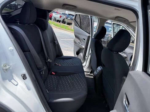 Used 2024 Nissan Kicks SV FWD image 18