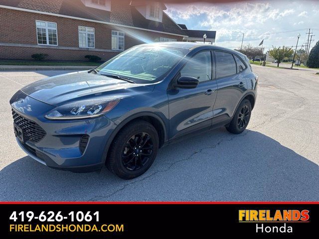 Used 2020 Ford Escape SE Sport AWD/4WD image 2