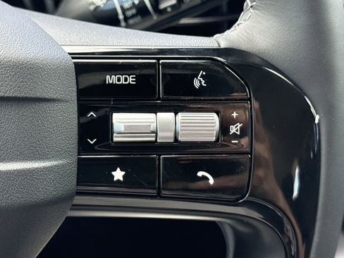 New 2026 Kia Sorento LX image 25