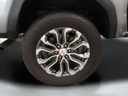 Used 2023 GMC Canyon Denali AWD/4WD image 31