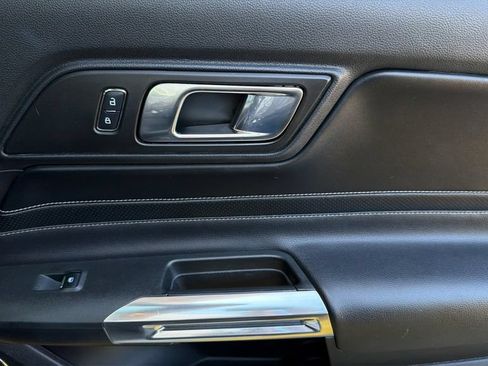 Used 2018 Ford Mustang Premium w/ Equipment Group 201A RWD image 18