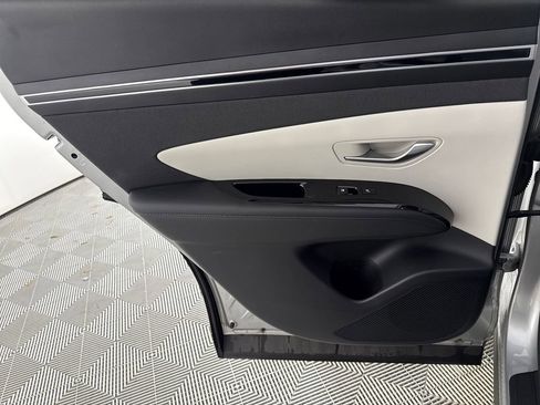 Certified 2022 Hyundai Tucson Limited w/ Cargo Package FWD image 14