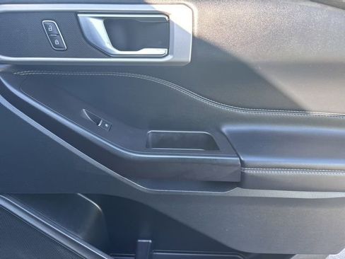 Used 2020 Ford Explorer XLT w/ Equipment Group 202A image 44