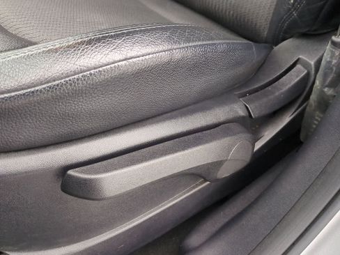 Used 2012 Hyundai Tucson GLS image 16