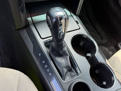 Used 2019 Ford Explorer XLT w/ Equipment Group 201A image 19