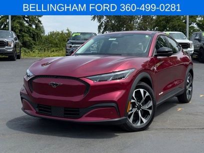 New 2025 Ford Mustang Mach-E Select w/ Comfort Package Lite