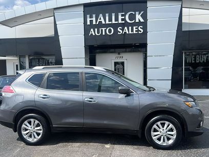 Used 2016 Nissan Rogue SV