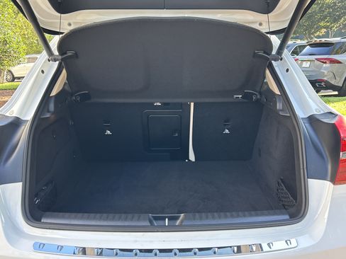 Used 2019 Mercedes-Benz GLA 250 image 9