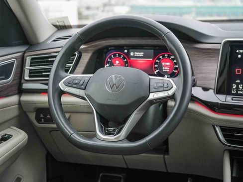 New 2025 Volkswagen Atlas SEL Premium R-Line AWD/4WD image 17
