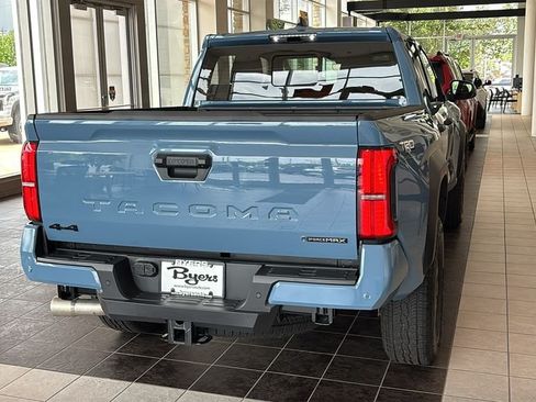 New 2026 Toyota Tacoma TRD Off-Road w/ TRD Off Road Upgrade Package AWD/4WD image 30