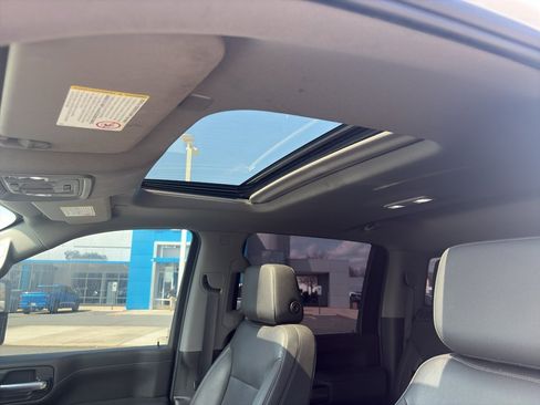 Used 2022 Chevrolet Silverado 2500 LTZ w/ LTZ Convenience Package image 11