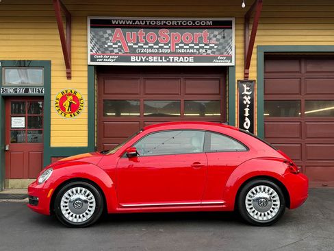 Used 2014 Volkswagen Beetle 2.5 FWD image 8