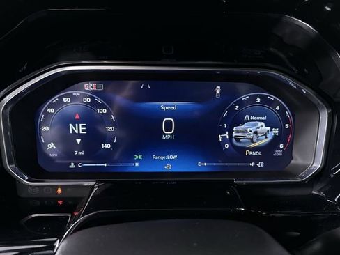 New 2026 Chevrolet Silverado 2500 ZR2 AWD/4WD image 11
