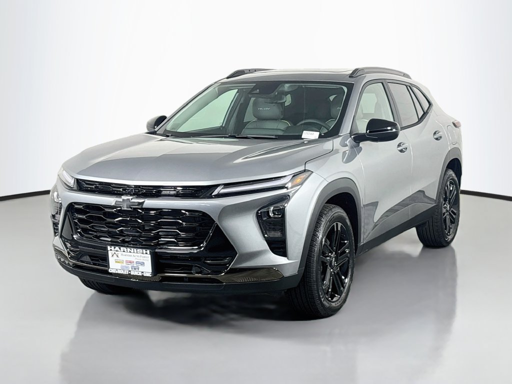 New 2026 Chevrolet Trax ACTIV w/ Sunroof Package FWD image 3