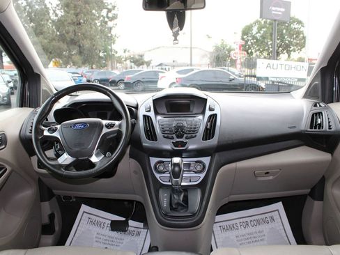 Used 2016 Ford Transit Connect Titanium image 18