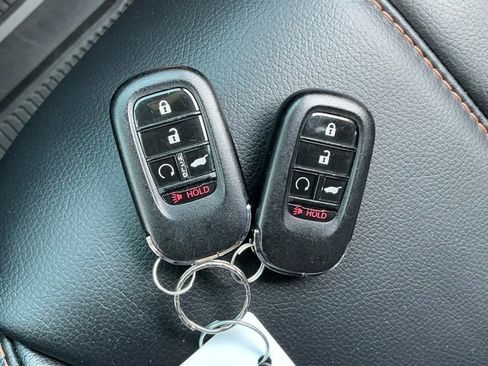 Used 2023 Honda Pilot TrailSport image 25