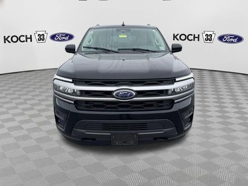Used 2022 Ford Expedition Max XLT AWD/4WD image 2