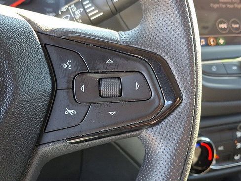 Certified 2022 Chevrolet TrailBlazer LT w/ Driver Confidence Package image 18