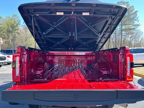 Used 2024 Ford F250 Lariat w/ Chrome Package image 16