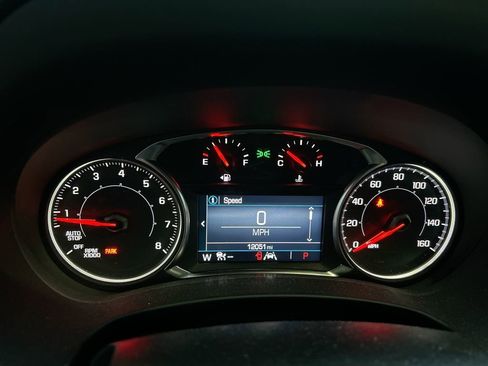 Used 2024 GMC Terrain SLE w/ Driver Convenience Package AWD/4WD image 11