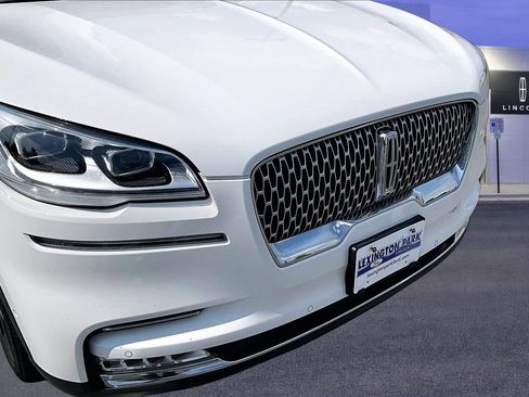 Used 2020 Lincoln Aviator Reserve w/ Equipment Group 202A AWD/4WD image 34