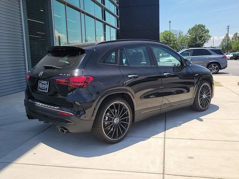 New 2025 Mercedes-Benz GLA 35 AMG 4MATIC image 3