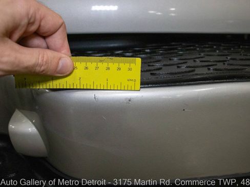 Used 2005 GMC Yukon Denali AWD/4WD image 28