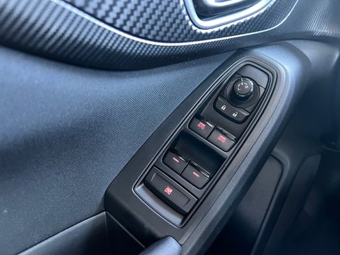 Used 2023 Subaru Crosstrek 2.0i image 22