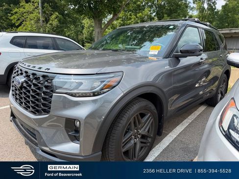 Used 2025 Ford Explorer ST-Line w/ Premium Package AWD/4WD image 1