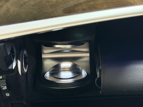 Used 2015 Mercedes-Benz S 63 AMG 4MATIC Sedan w/ Driver Assistance Package image 76