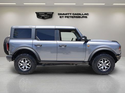 Used 2022 Ford Bronco Badlands AWD/4WD image 6